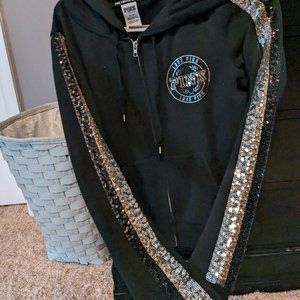 PINK Victoria's Secret Woman's beautiful jacket size Medium